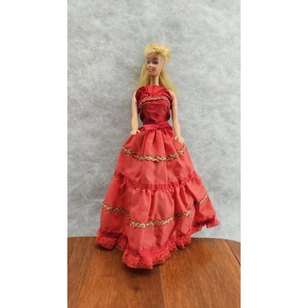 Barbie Sized Christmas Gown Red‎ Gold Holiday Dress Clothes Vtg DRESS ONLY